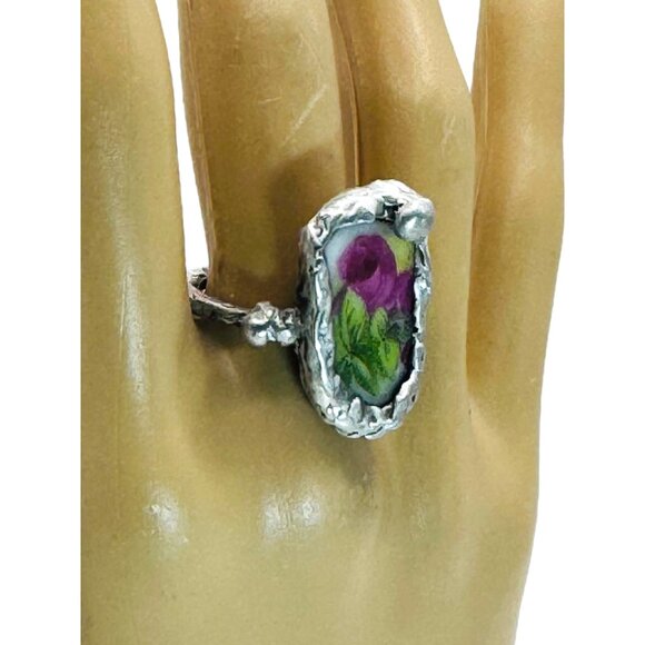 Antique Rose Ring Made From Fine Bone Broken China Encased in Silver Blend Metal - Picture 3 of 15